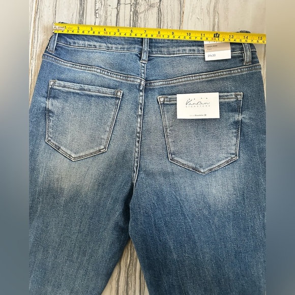 KanCan High Rise Flare Stretch Jean - Picture 4 of 12